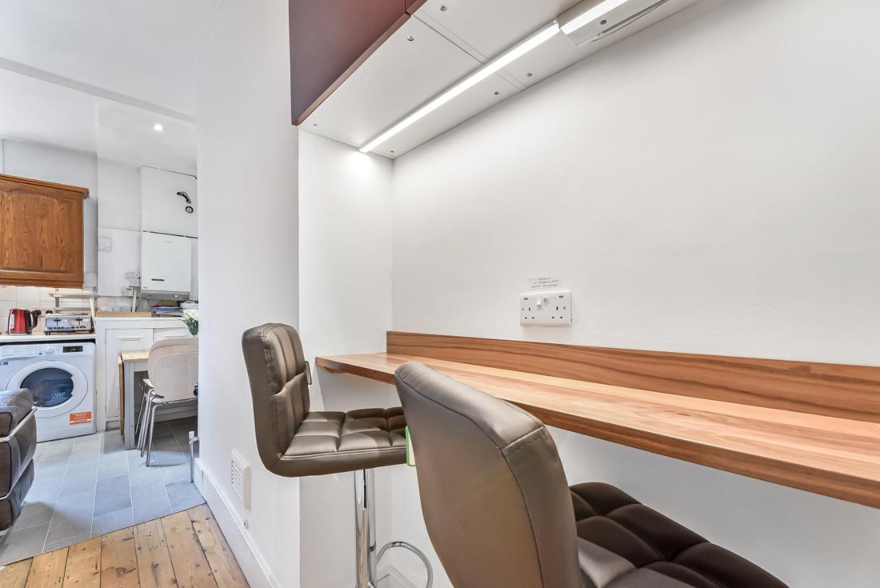 Groves 4 Bedroom, Shepherds Bush 伦敦 外观 照片