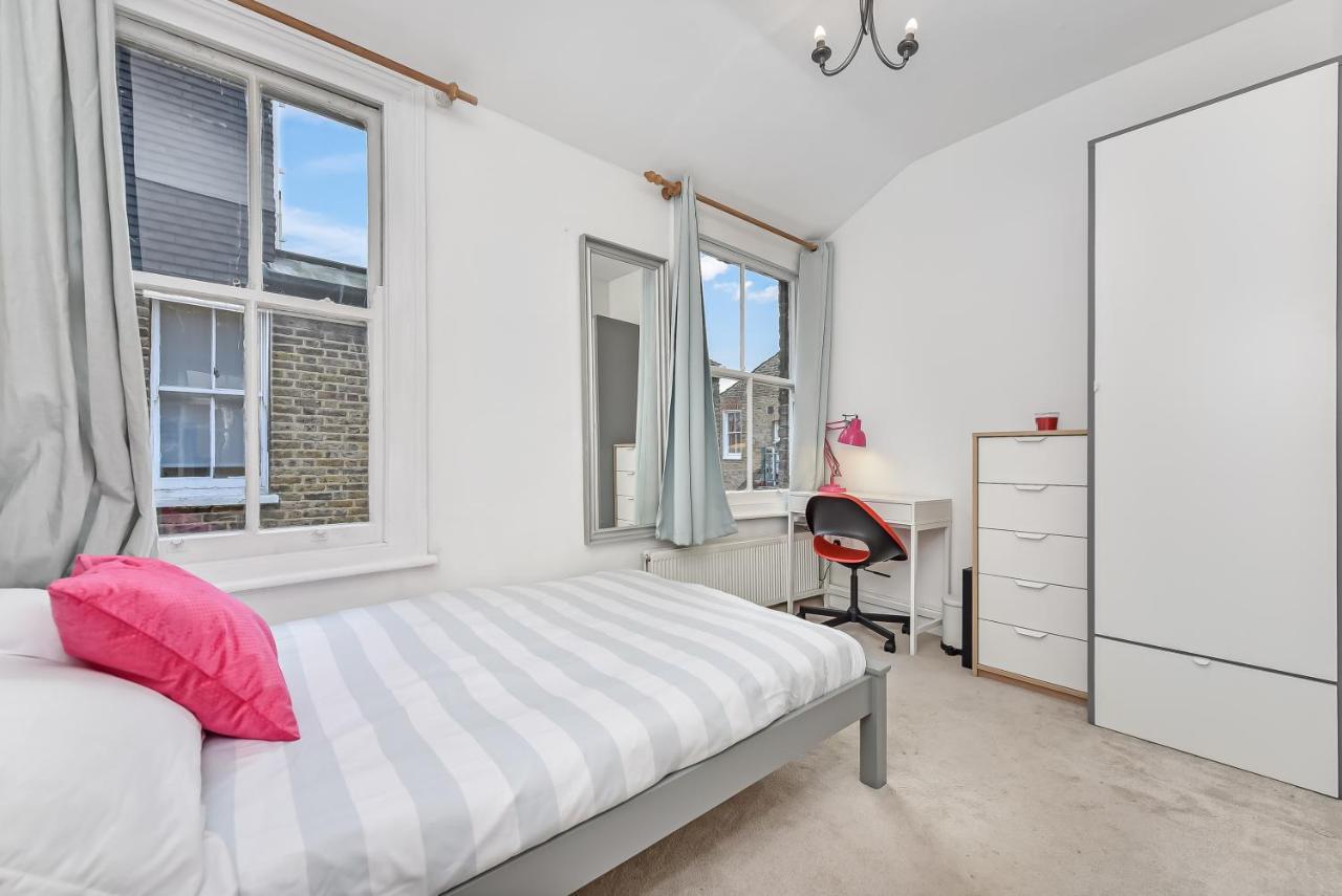 Groves 4 Bedroom, Shepherds Bush 伦敦 外观 照片